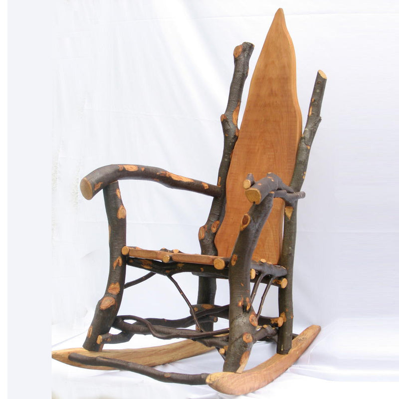 Chaise à bascule en bois