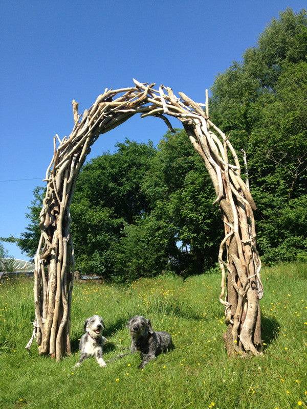 driftwood wedding decoration