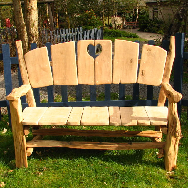 Rustic Heart Fan Bench